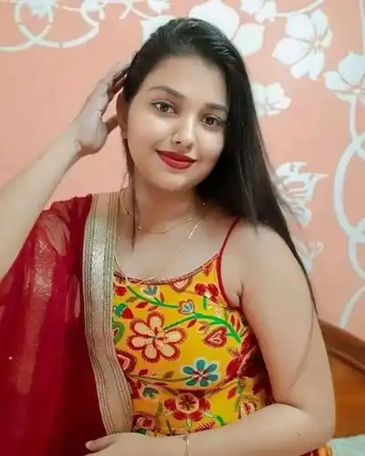 Qamrunisha Khan